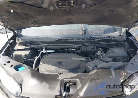 2019 Honda Passport Sport z USA, uszkodzony, nr VIN 5FNYF8H27KB002001